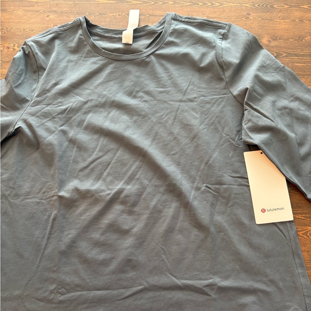 lululemon athletica women’s love organic Cotton crewneck Long Sleeve Tee